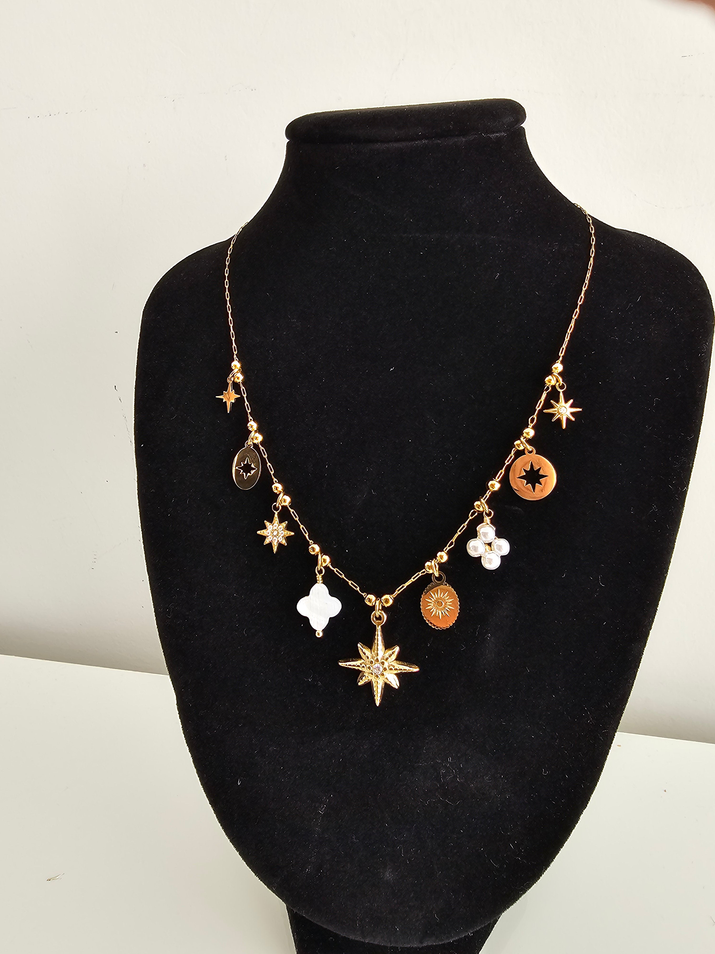 COLLIER ASTRA