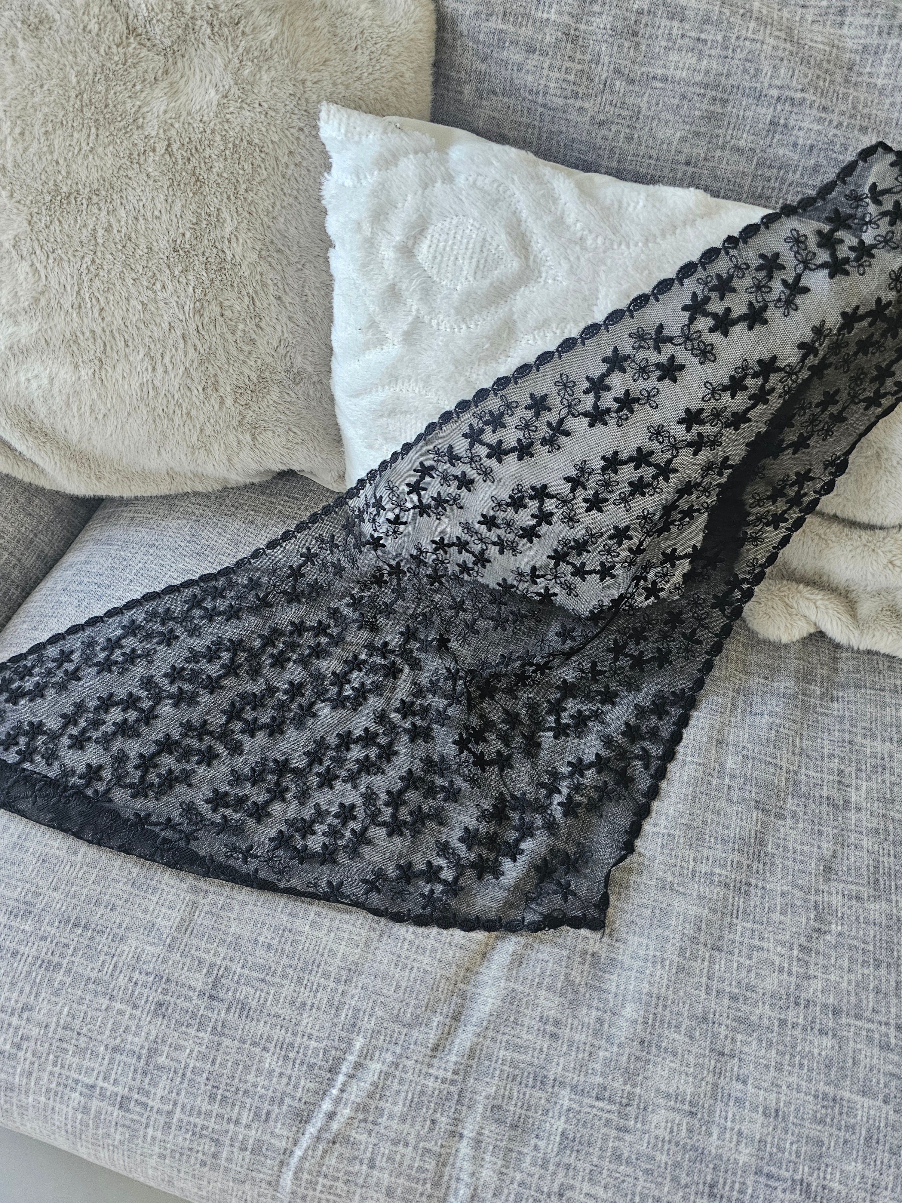 CEINTURE TRIANGLE DENTELLE